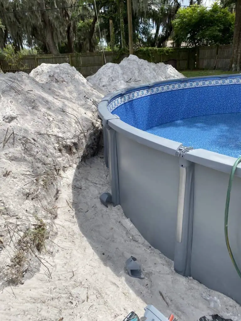 27' resin above ground pool semi-inground 2.5ft